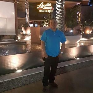 Meet your Posher, Luis